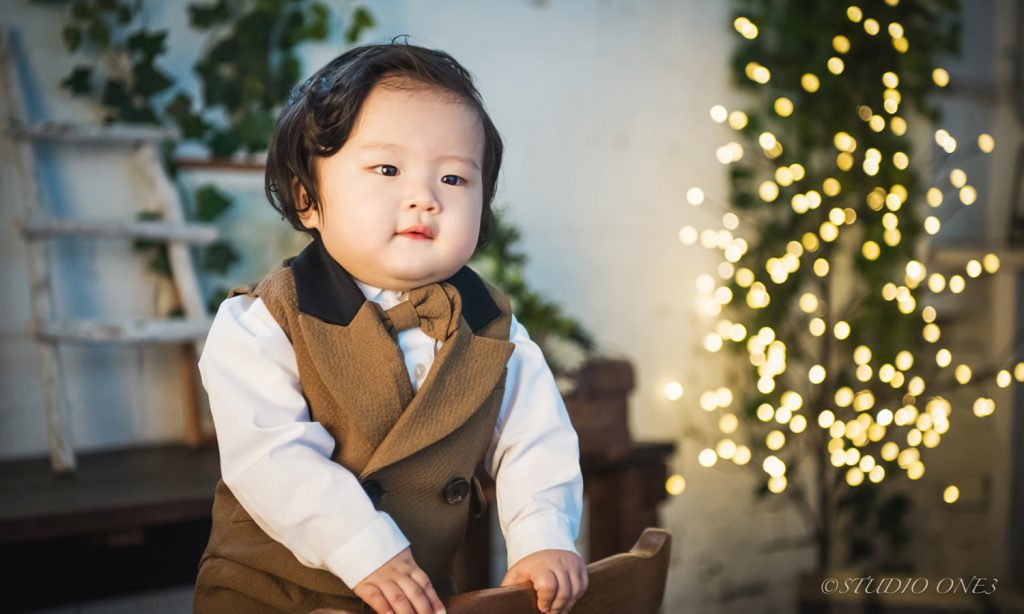 Babay 1 Year old photos & family photos : Studio & Outdoor photoshoot ...